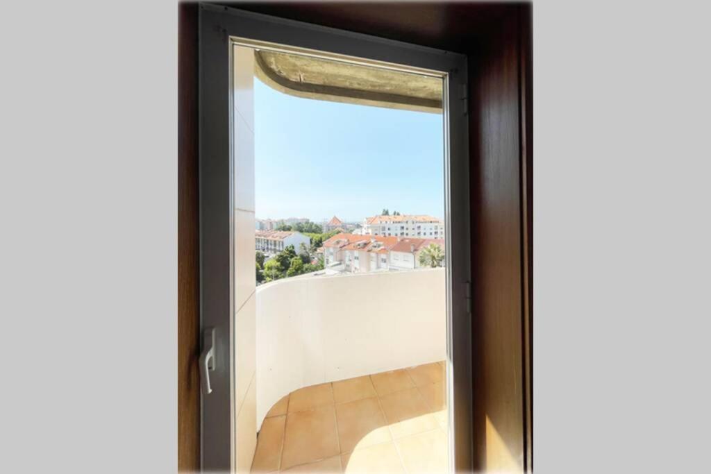 Yellow House Aveiro Smart Tv And Garage 외부 사진