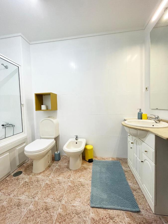Yellow House Aveiro Smart Tv And Garage 외부 사진